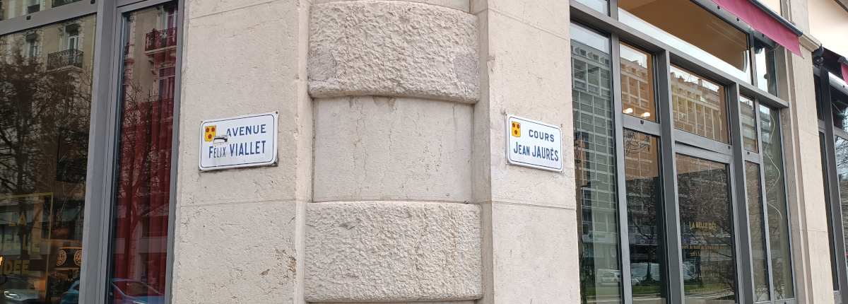 coin entre le cours Jean-Jaurès et l'avenue Félix Viallet